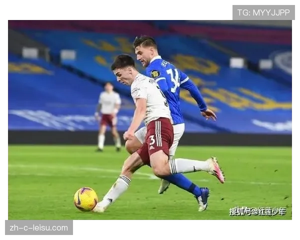 欣谢尔伍德助攻展现边翼卫价值 布莱顿三中卫体系依赖其上下能力